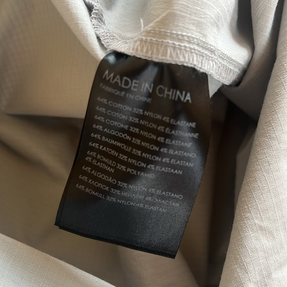 Men’s Club Monaco gray short shelved button down small - Picture 4 of 6